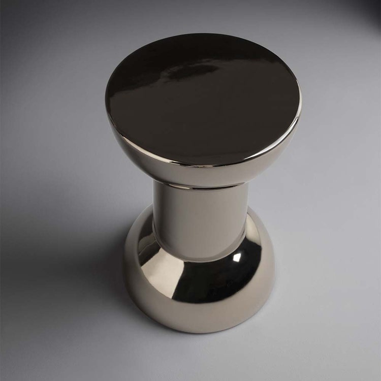 Flaminia Hocker/Beistelltisch aus Keramik Ø 30 cm, Platin-Metall-Finish ROCCHETTO RCTPLA