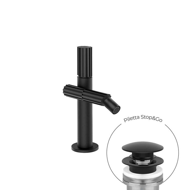 Gessi Bidetmischer, mit Stop&Go-Ablauf und Anschlussflexschläuchen, Schwarz matt INCASTRI 75067#299