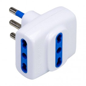 Master Dreifachadapter 2P+E Dreifachadapter 2P+E 16 A Stecker S17 3 bivalente Steckdosen P17/11 05981 Zubehör 16 A Stecker S17 3 bivalente Steckdosen P17/11 05981