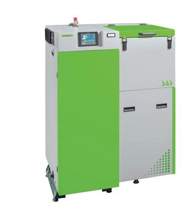 SAS Compact Festbrennstoffkessel 15 kW, rechts, Regler TECH