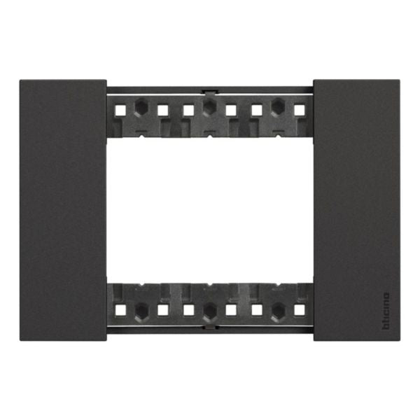 Legrand Living Now Abdeckrahmen 3 Module, schwarz