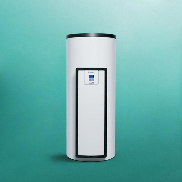 Vaillant AuroSTEP plus PS Solaranlage druckbeaufschlagt mit 250-Liter-Bivalenzspeicher, integrierter Steuerung und modulierender Solarpumpe 0020221229