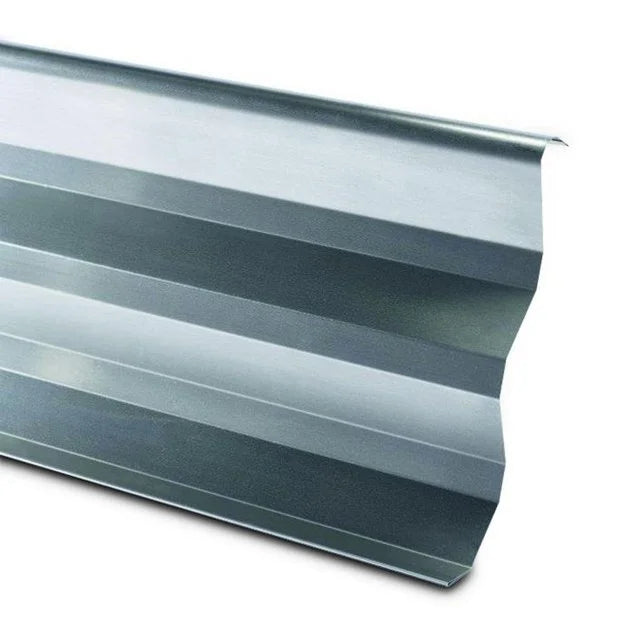 Novotegra Windabweiser für Module bis 2,18 m. Flachdachsystem SÜD 13º 2,35m